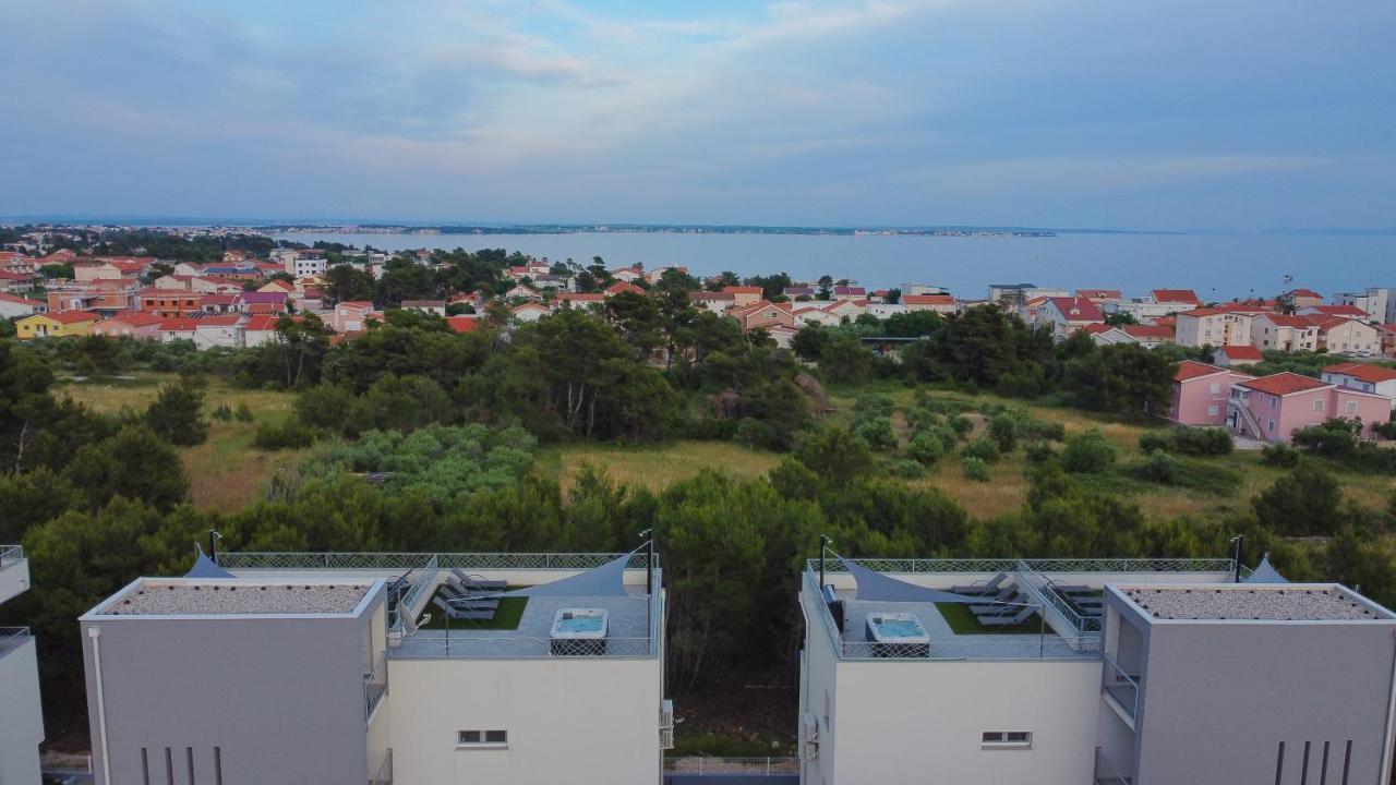Number One Apartments 维尔 外观 照片