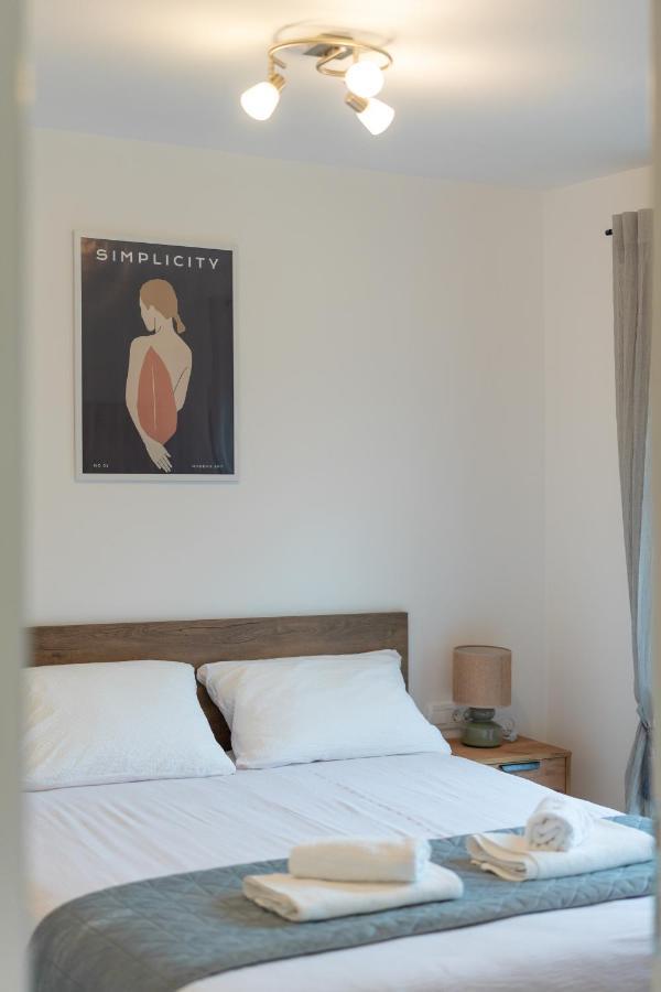 Number One Apartments 维尔 外观 照片